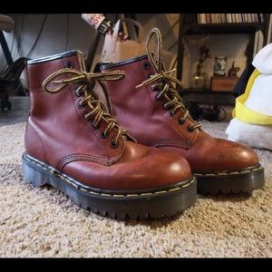 Vintage Dr. Martens 1460